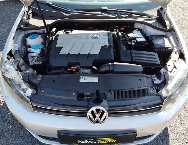 Volkswagen Golf Kombi 2,0 l 103 kw