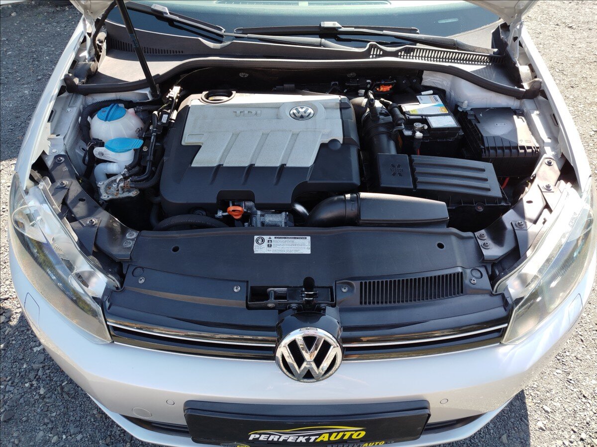 Volkswagen Golf Kombi 2,0 l 103 kw