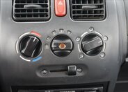 Opel Agila Hatchback 998,0 44 kw