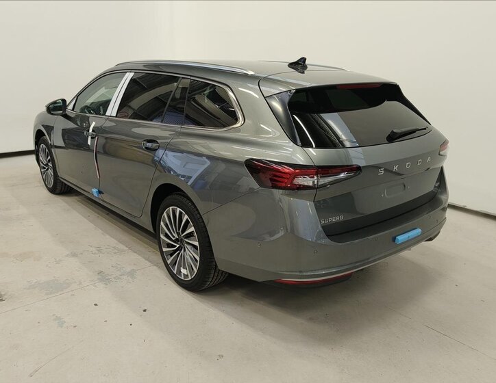 Škoda Superb Kombi 2,0 l 142 kw