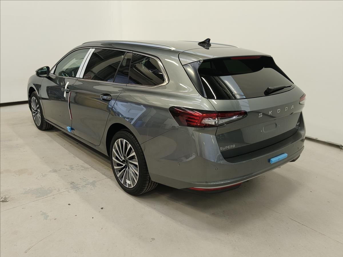 Škoda Superb Kombi 2,0 l 142 kw