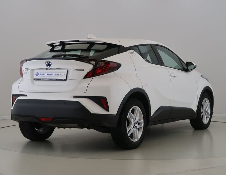 Toyota C-HR 5