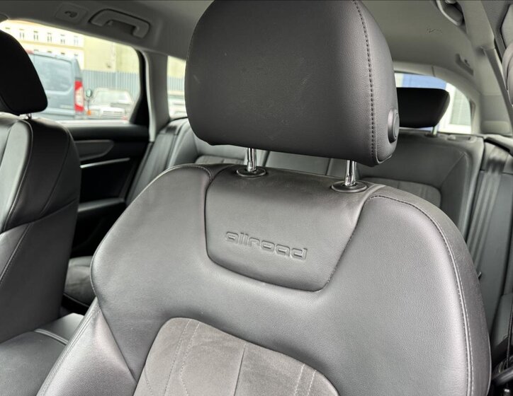 Audi A6 Allroad Kombi 3,0 l 210 kw