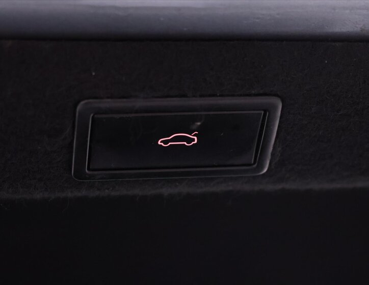 Škoda Superb Liftback 2,0 l 140 kw