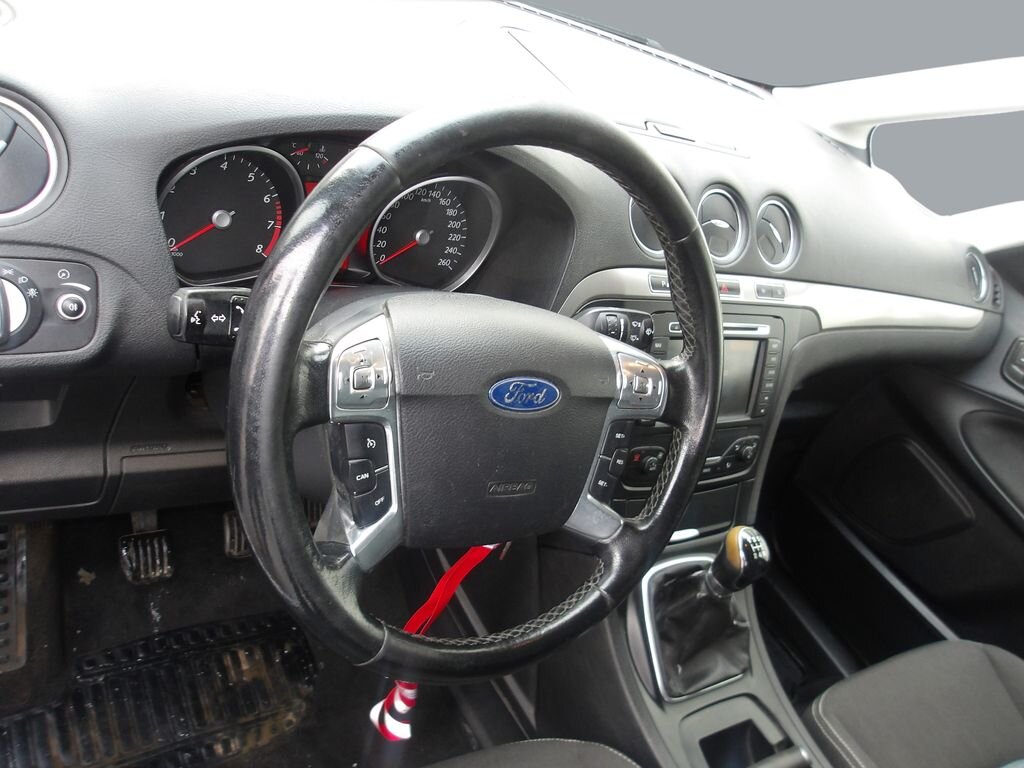 Ford Galaxy MPV 2,0 l 107 kw