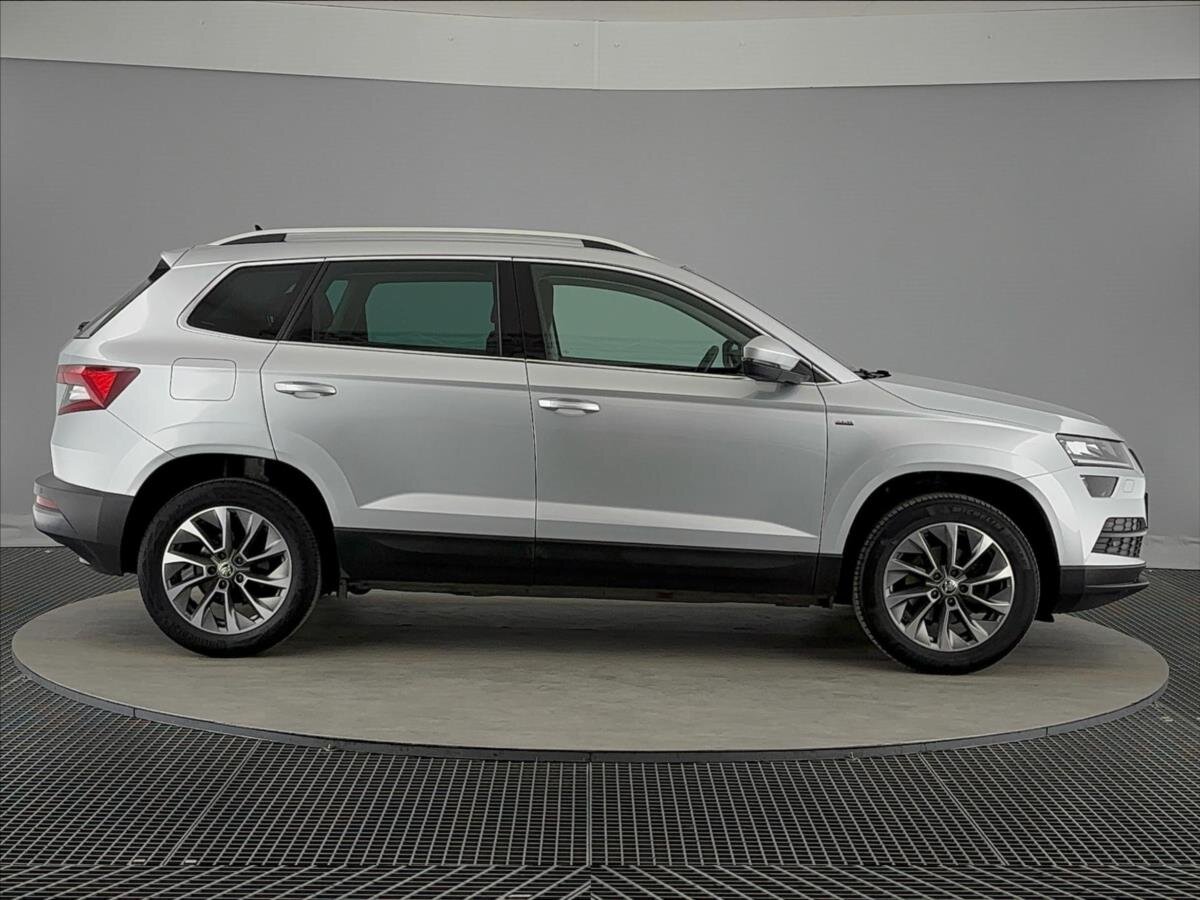 Škoda Karoq SUV / Terénní 1,5 l 110 kw