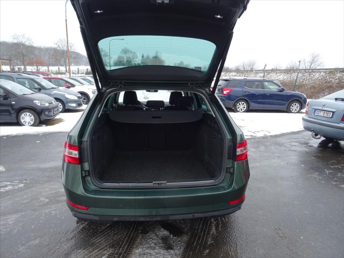 Škoda Superb Kombi 1,6 l 88 kw