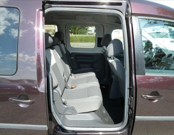 Volkswagen Caddy Kombi 1,6 l 75 kw