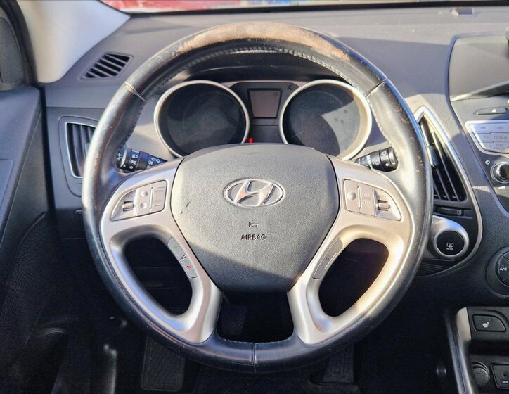 Hyundai ix35 SUV / Terénní 1,6 l 99 kw