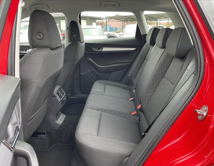 Škoda Karoq SUV / Terénní 999,0 85 kw