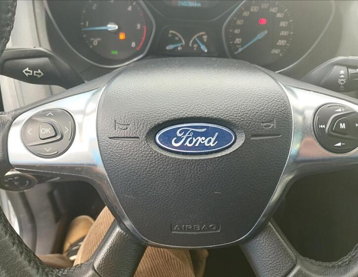 Ford Focus 12