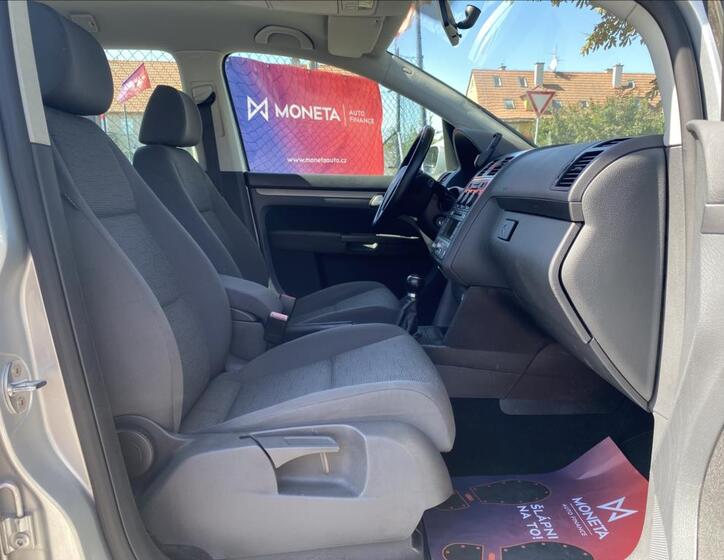 Volkswagen Touran 28