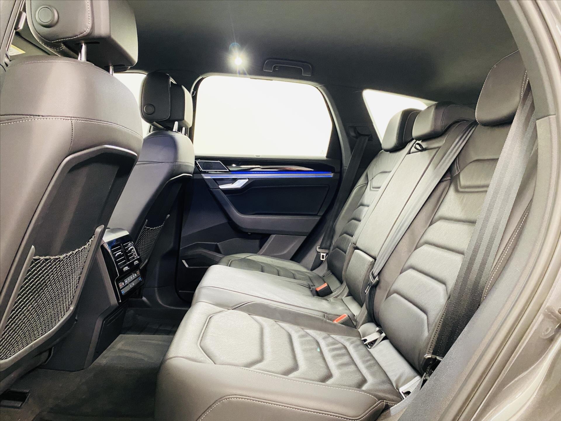 Volkswagen Touareg Kombi 3,0 l 210 kw