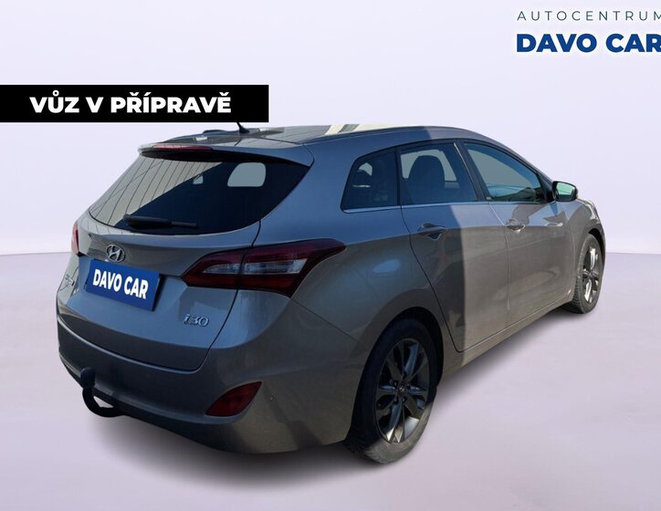 Hyundai i30 Kombi 1,6 l 99 kw