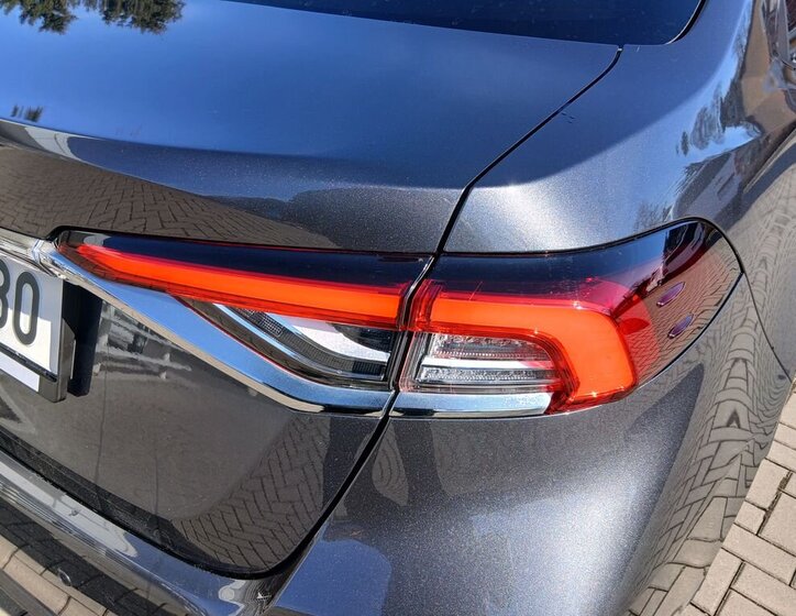 Toyota Corolla Sedan 1,5 l 92 kw