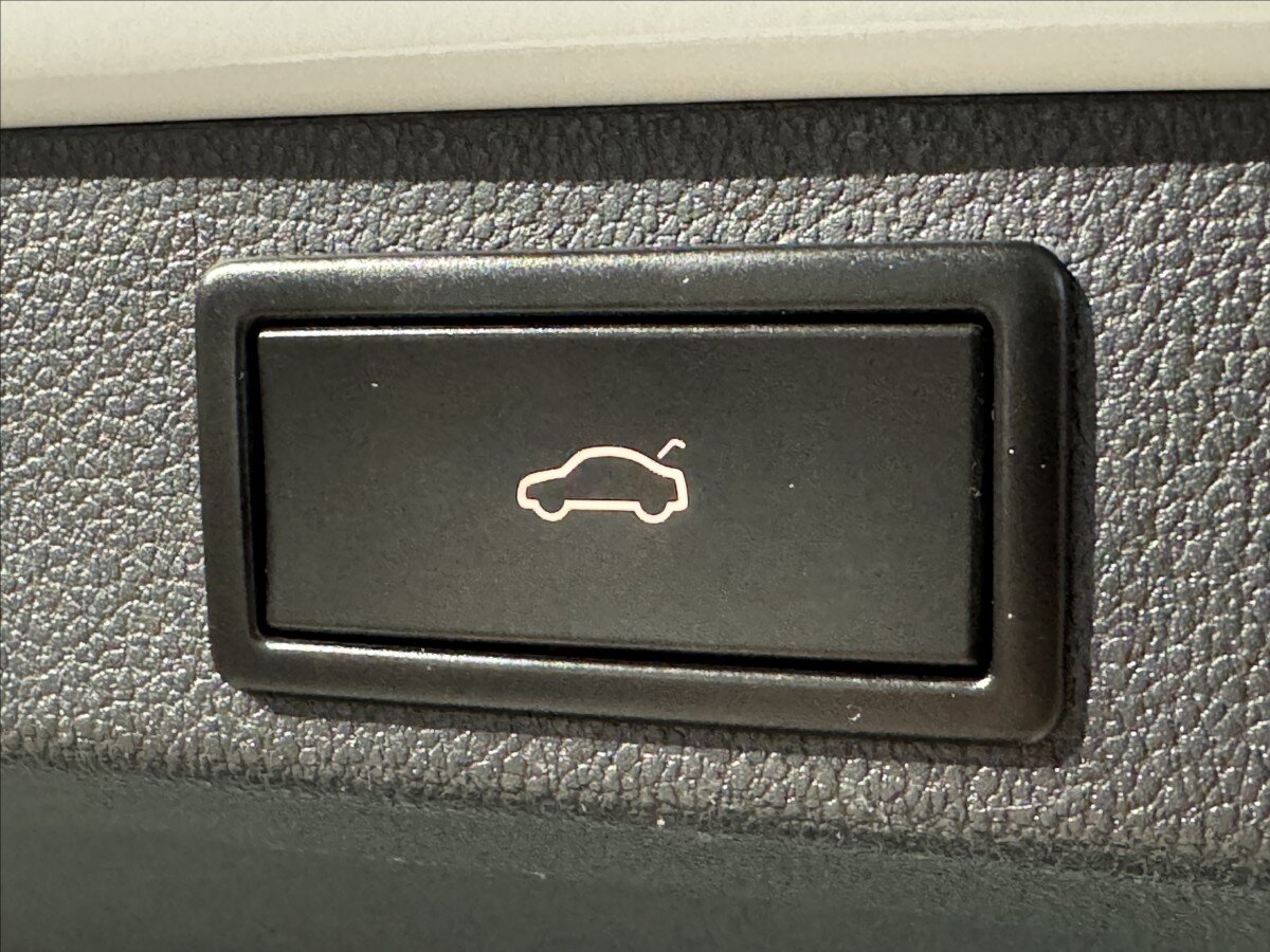 Škoda Superb Kombi 1,4 l 160 kw