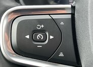 Volvo EX40 Kombi 0,0 175 kw