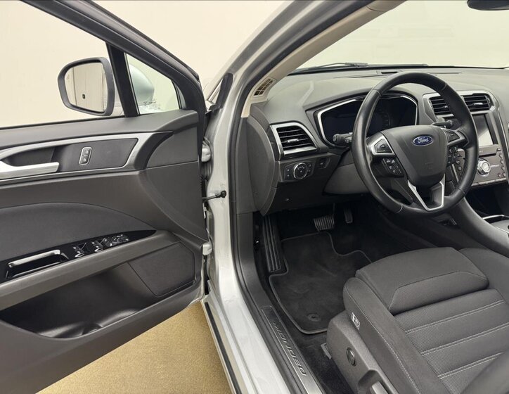 Ford Mondeo Kombi 2,0 l 110 kw