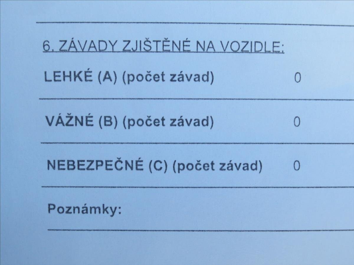 Subaru Justy Hatchback 998,0 51 kw