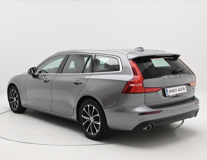 Volvo V60 7