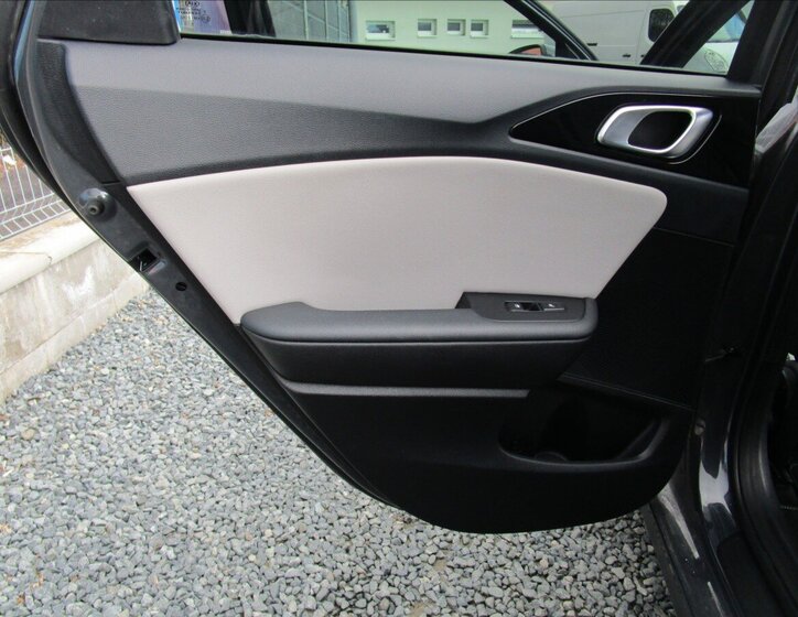 KIA Ceed Hatchback 1,4 l 103 kw