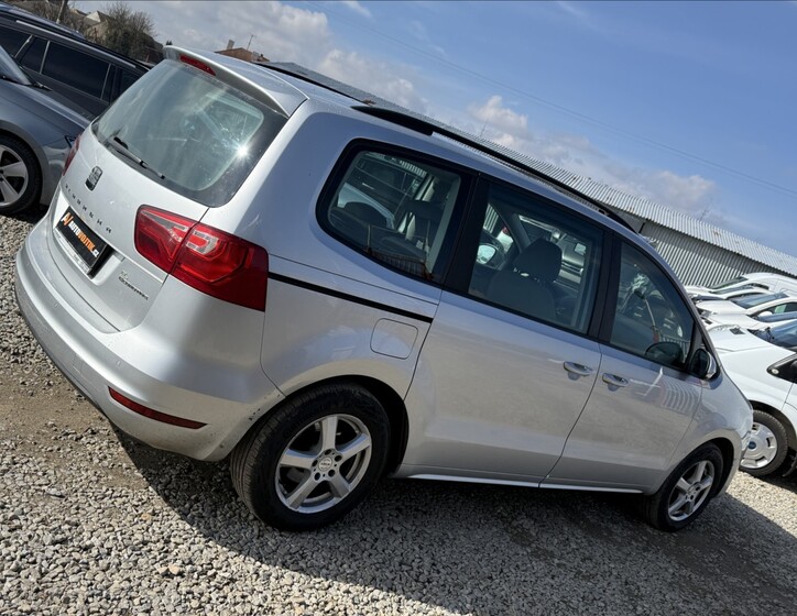 Seat Alhambra 5