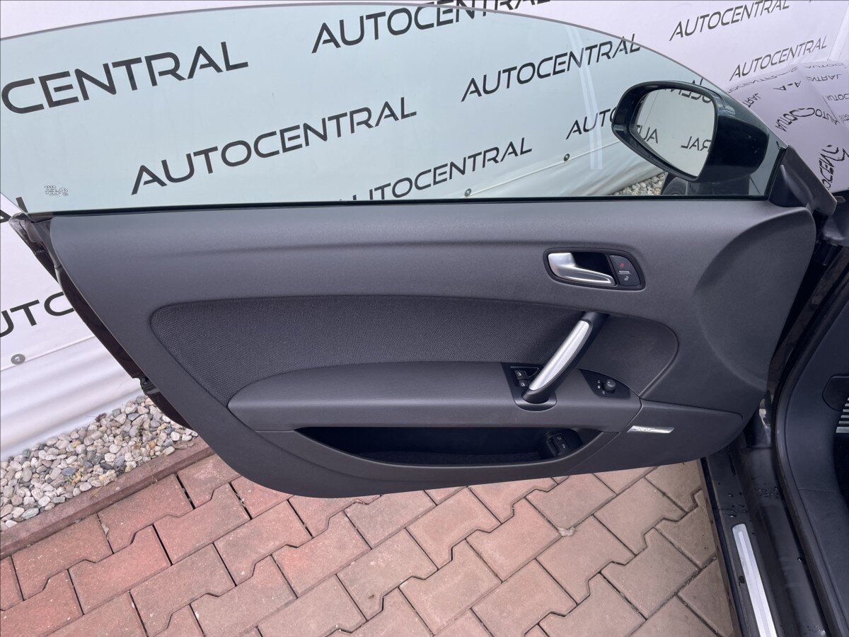 Audi TT Kupé 2,0 l 147 kw