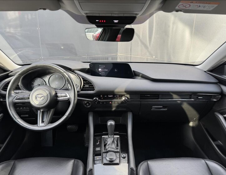 Mazda 3 Sedan 2,0 l 132 kw