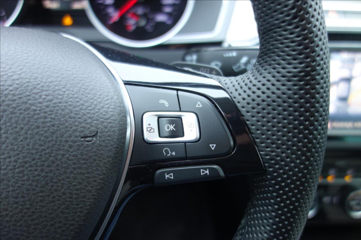 Volkswagen Passat Sedan 2,0 l 140 kw