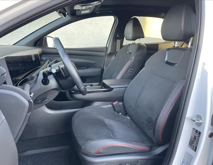 Hyundai Tucson SUV / Terénní 1,6 l 158 kw