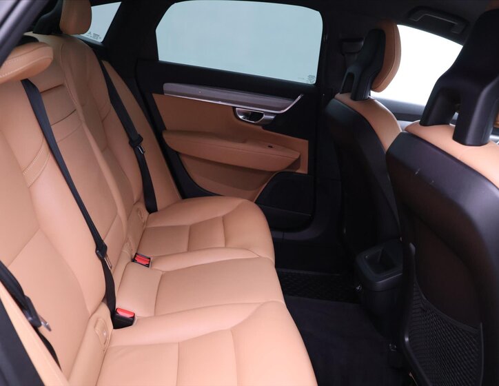 Volvo S90 Sedan 2,0 l 187 kw