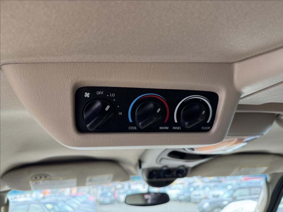 Ford Excursion SUV 6,0 l 239 kw