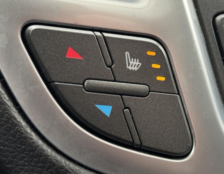 Cadillac SRX SUV 3,0 l 198 kw