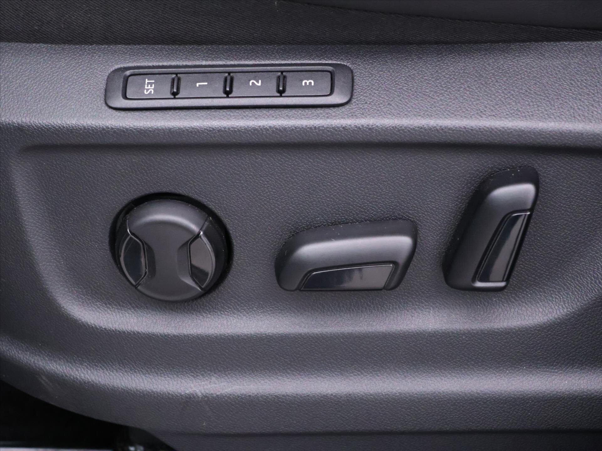 Škoda Kodiaq SUV / Terénní 2,0 l 140 kw