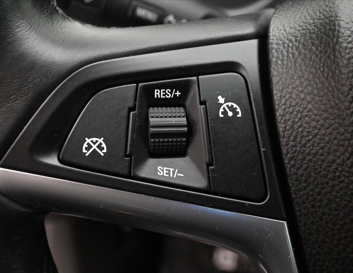 Opel Insignia Ostatní 2,0 l 118 kw