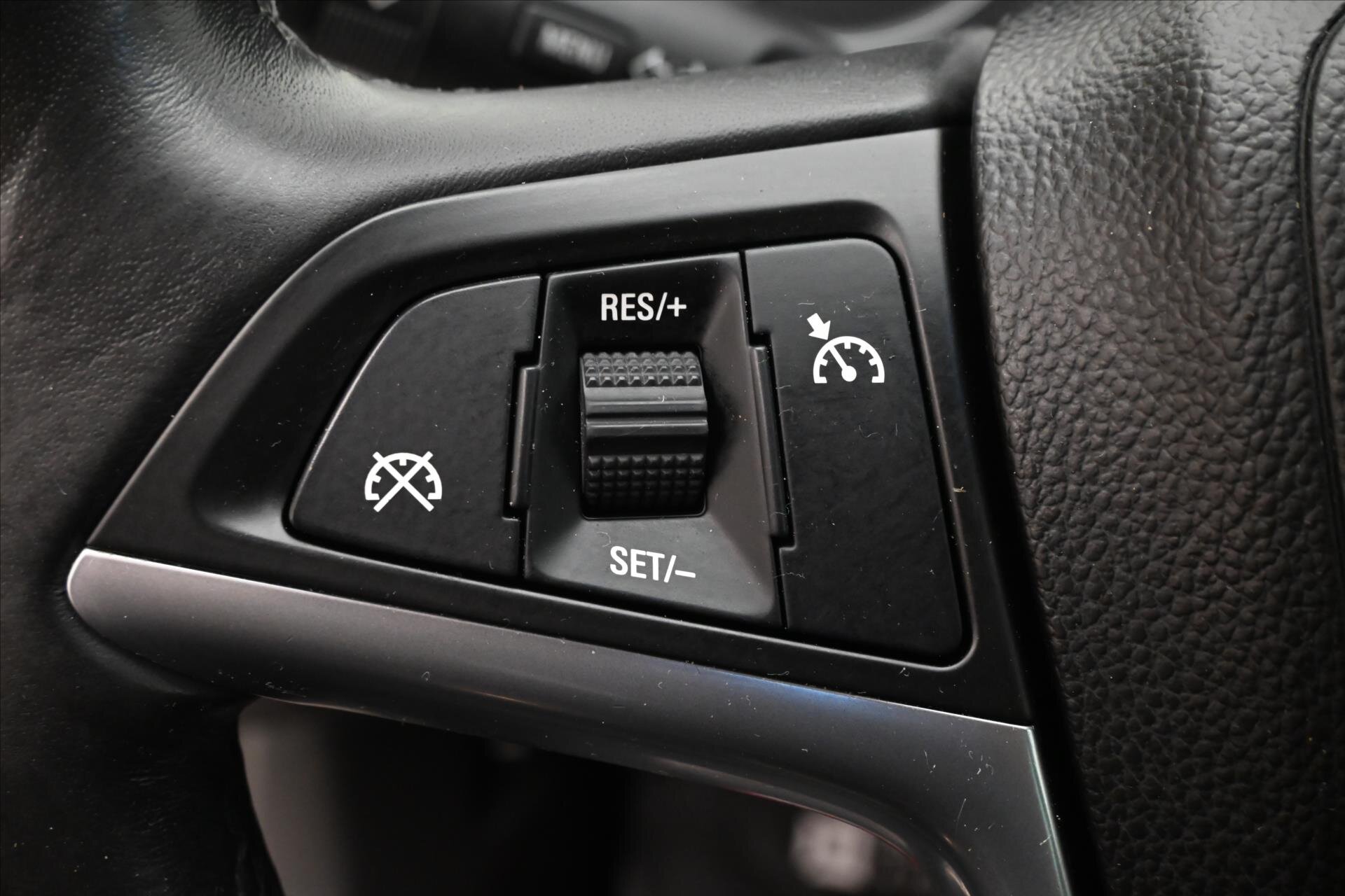 Opel Insignia Ostatní 2,0 l 118 kw