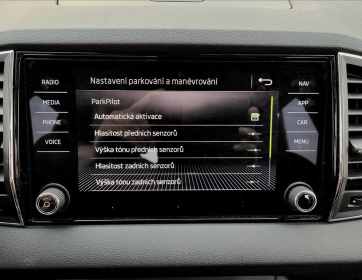 Škoda Karoq SUV / Terénní 1,6 l 85 kw