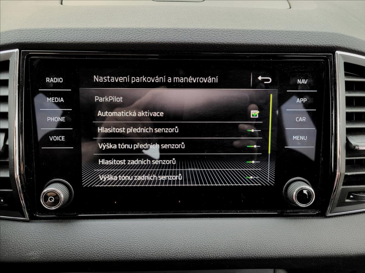 Škoda Karoq SUV / Terénní 1,6 l 85 kw