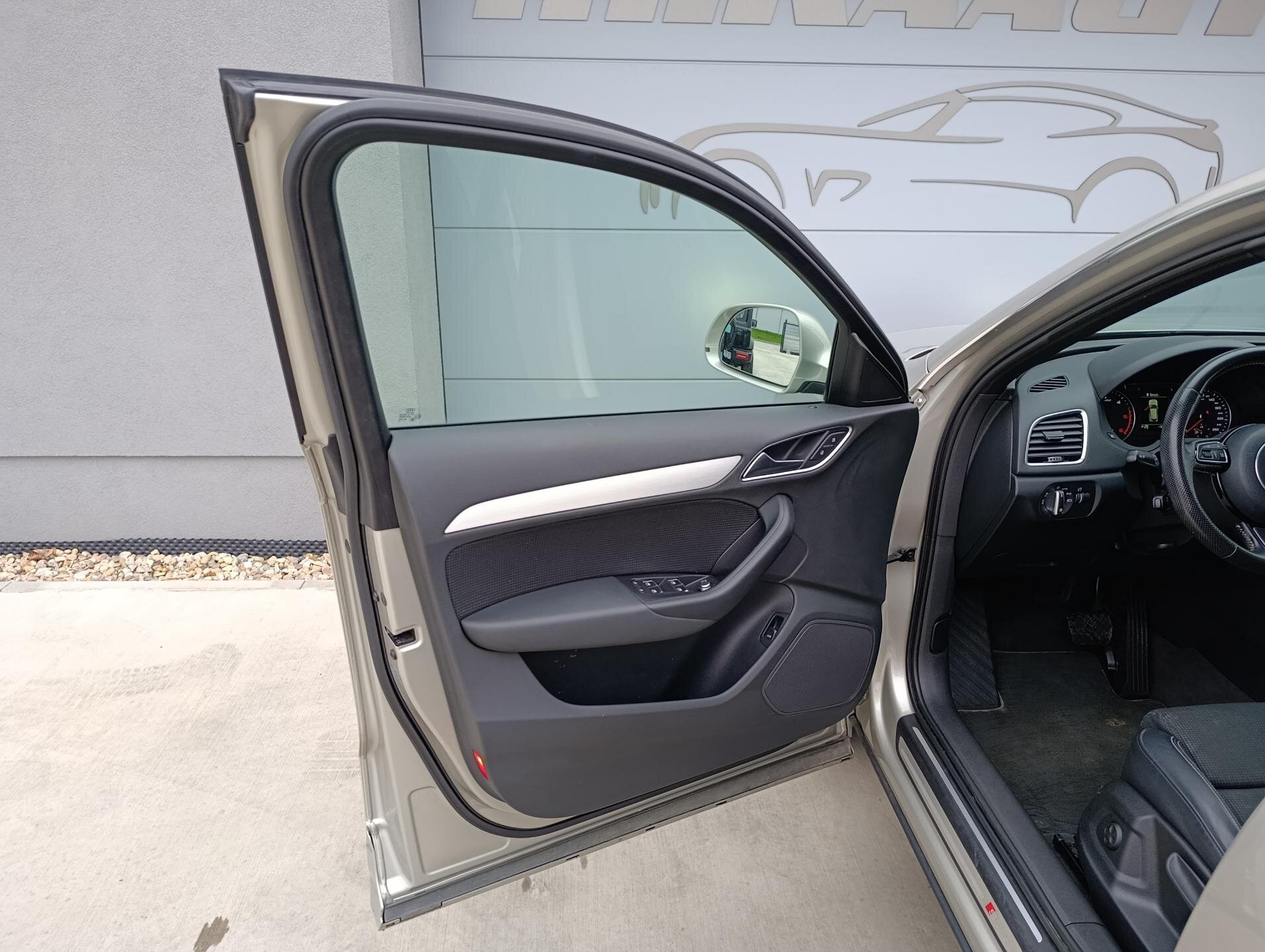 Audi Q3 SUV / Terénní 2,0 l 110 kw