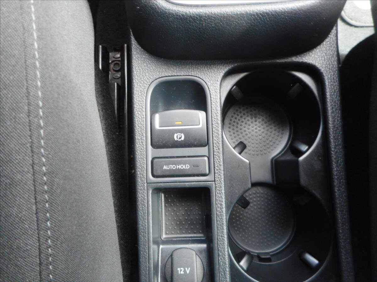 Volkswagen Sharan MPV 2,0 l 103 kw