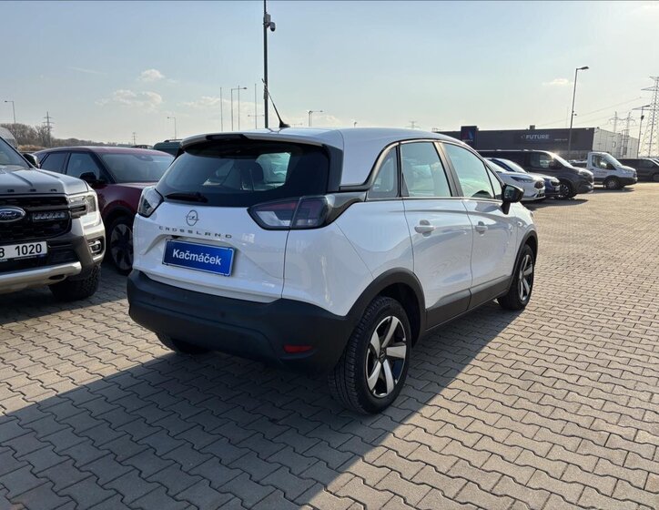 Opel Crossland SUV / Terénní 1,2 l 96 kw