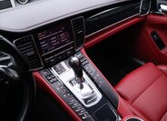 Porsche Panamera 25