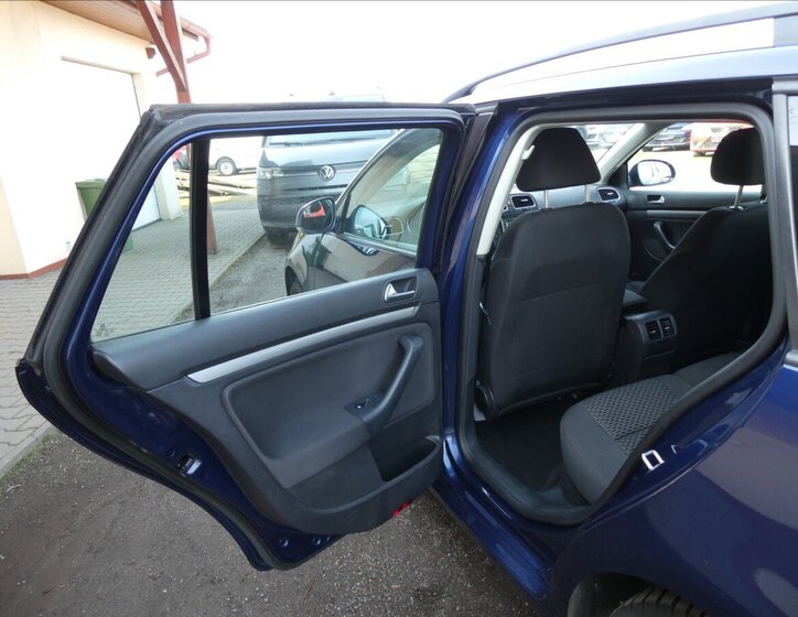 Volkswagen Golf Kombi 1,2 l 77 kw