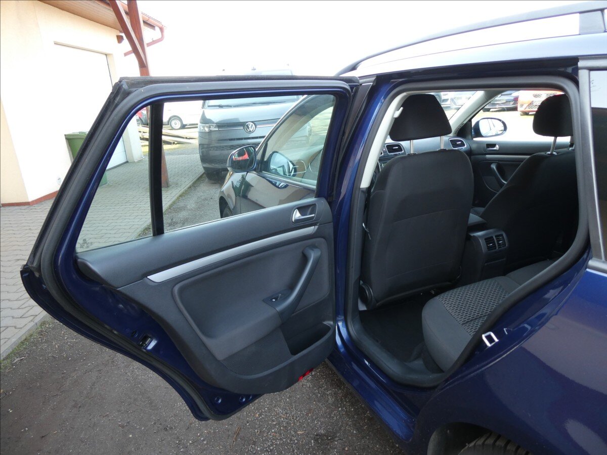 Volkswagen Golf Kombi 1,2 l 77 kw