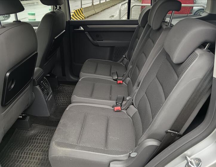 Volkswagen Touran 21