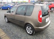 Škoda Roomster 7