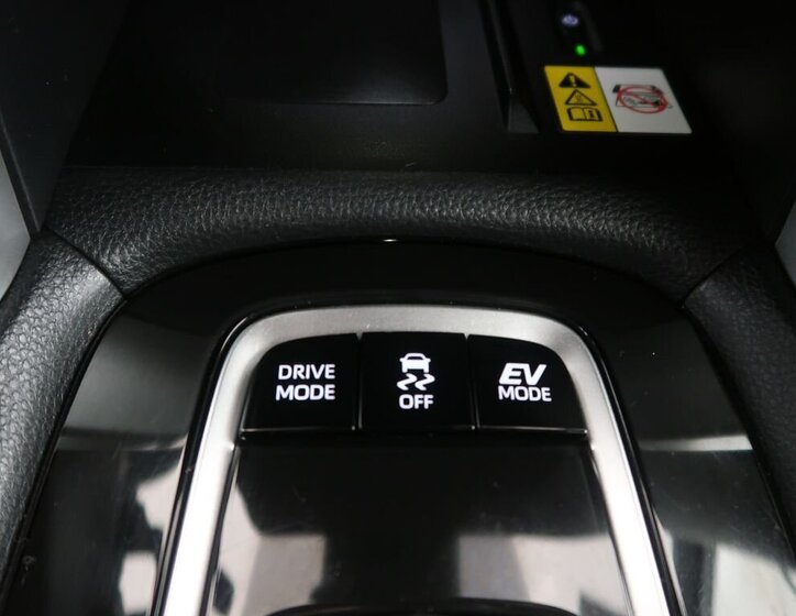 Toyota Corolla Cross Hatchback 2,0 l 112 kw