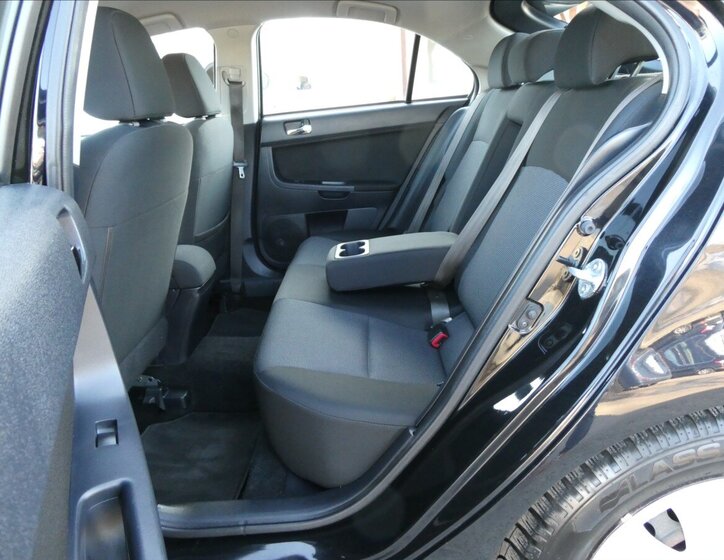 Mitsubishi Lancer Hatchback 1,8 l 105 kw