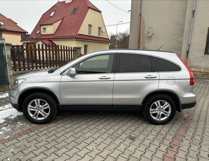 Honda CR-V SUV 2,0 l 110 kw
