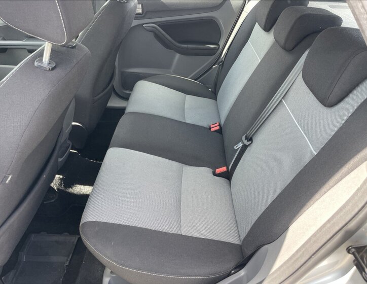 Ford Focus Hatchback 1,6 l 74 kw